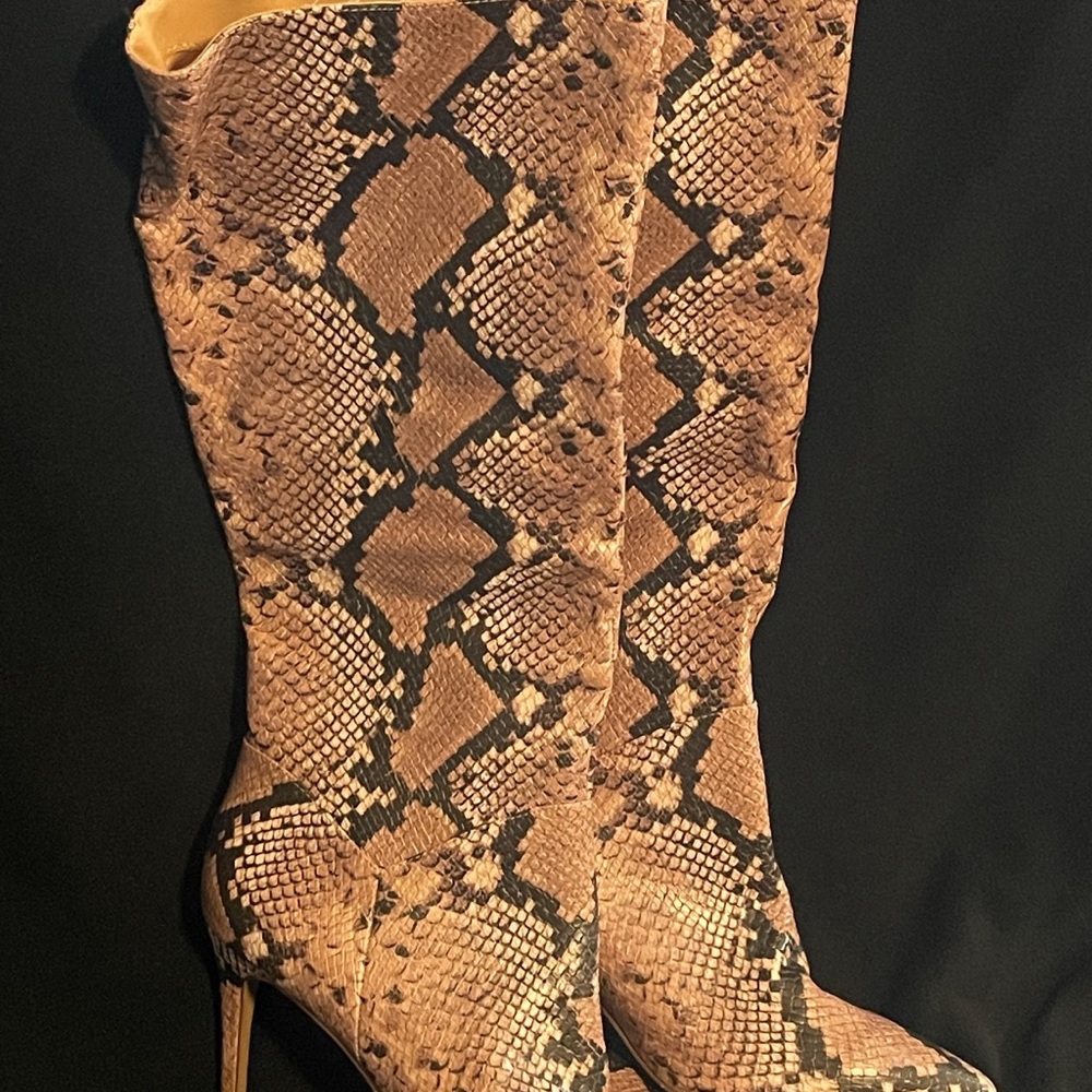Steve Madden boots